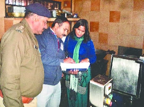 Hotels found in domestic gas cylinder